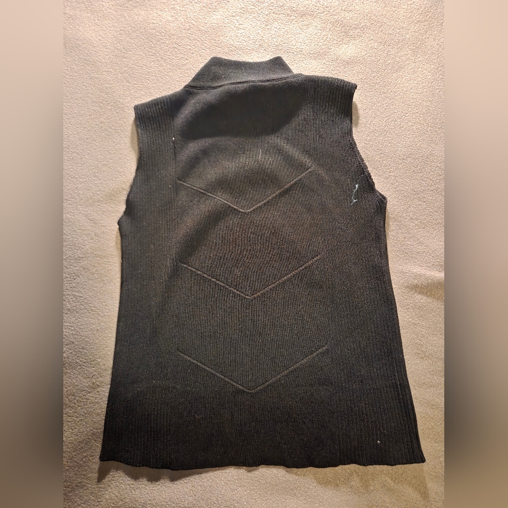 Black Sleeveless Mock Neck Top - Picture 2 of 3